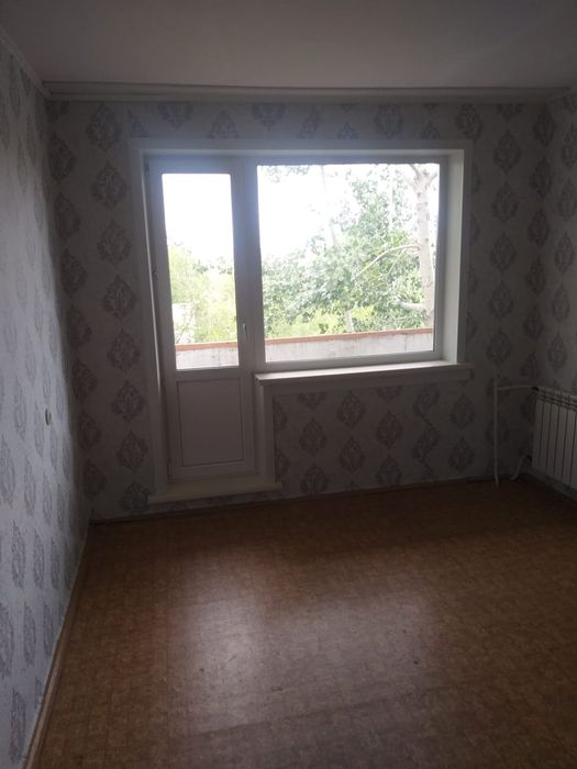 Сдам 2 комнатную квартиру.