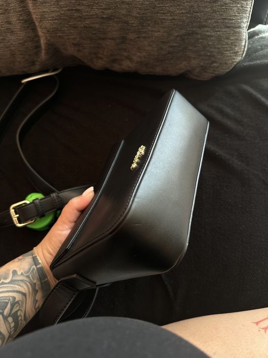 Чанта Guess girl