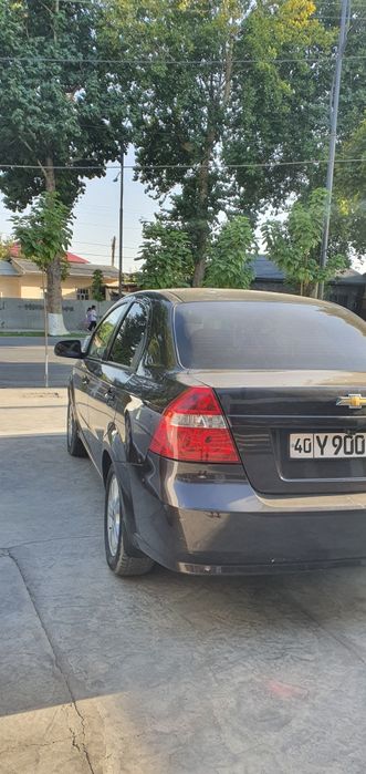 Mashina sotiladi Nexia 3