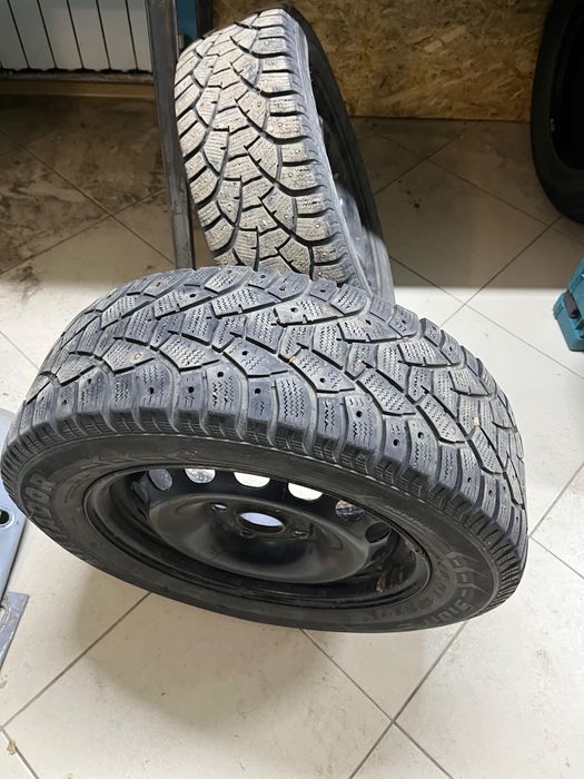 Продам шины с дисками от ауди 80 б4