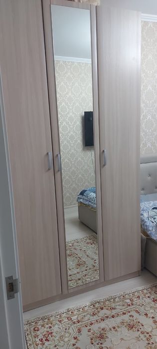 Продам шифоньер Боровичевский