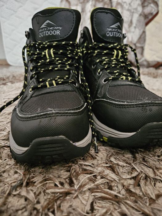 Skechers  зимни Ботуши 39.5
Непромокаеми боти Selmen Melano,