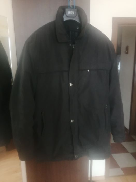 Мъжка черна греика за сезон есен зима.