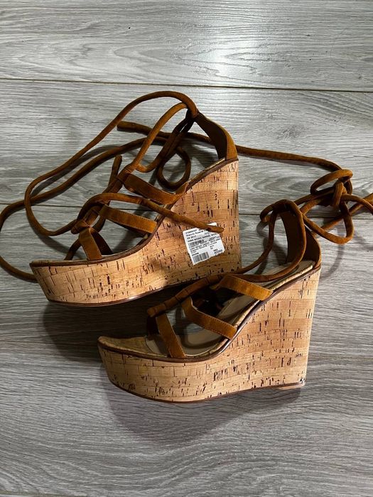 С а н д а л и и .