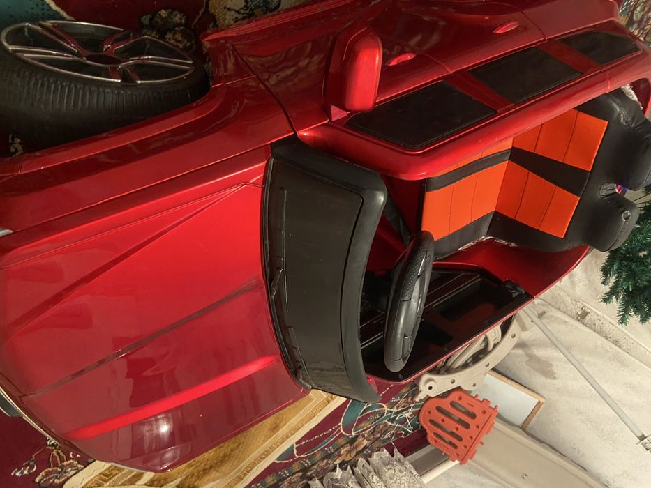 Продается машина детская