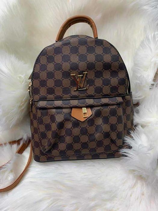 Rucsac si portofel 125 ron mai multe modele