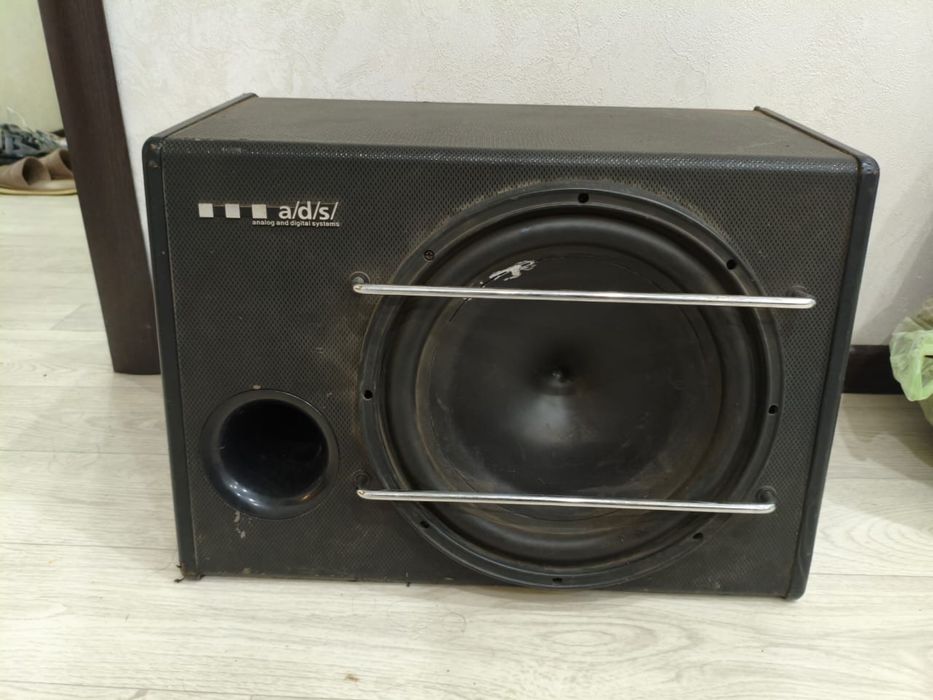 Продам буфер в машину