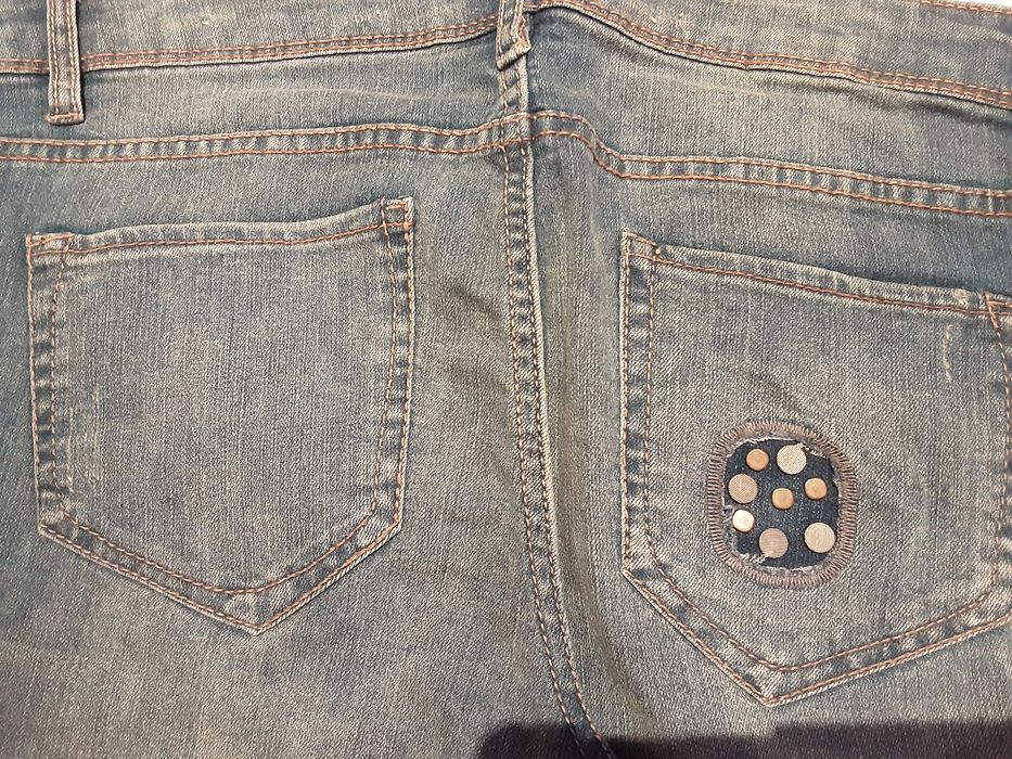 Дамски ластични дънки от 20 до 7 лв