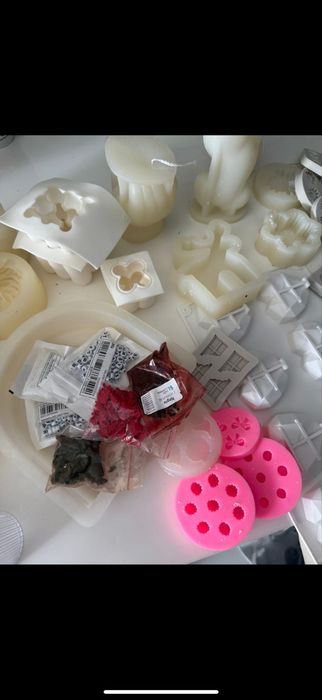 Matrite din silicon pentru ceară