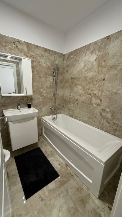 PROPRIETAR, Inchiriez studio 41mp cu parcare Central Address