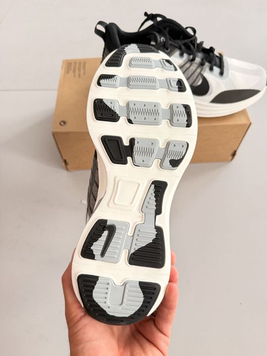 Nike Lunar Roam Oreo