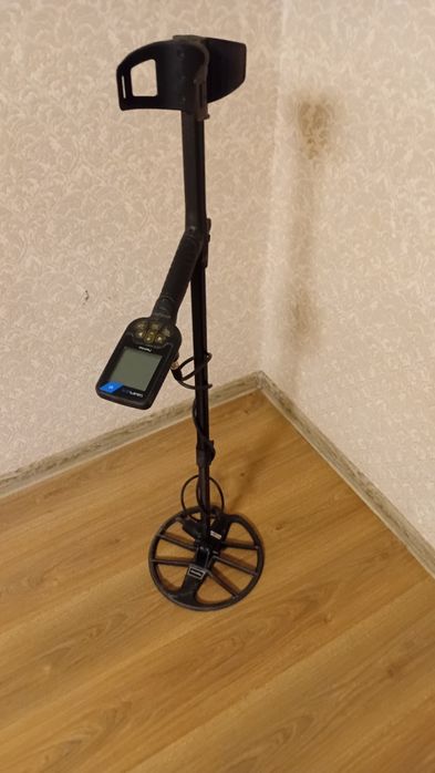 Метелискатель nokta