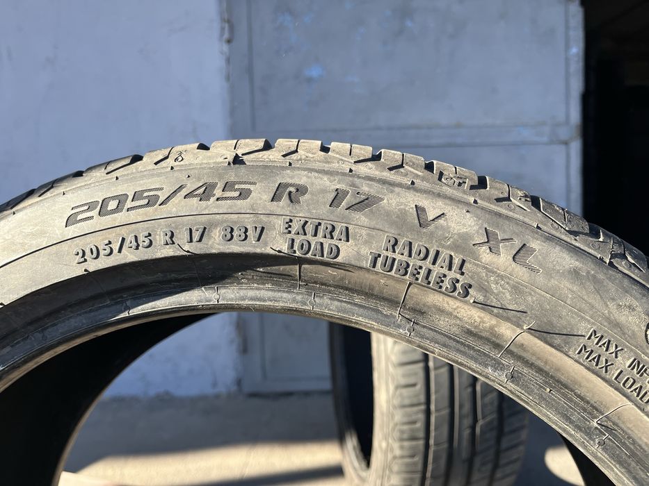 2 бр. летни гуми 205/45/17 General 6 mm DOT 0415