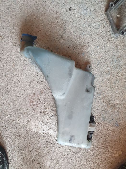 Audi a8 2.5 на части