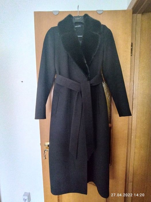 Продам новое пальто