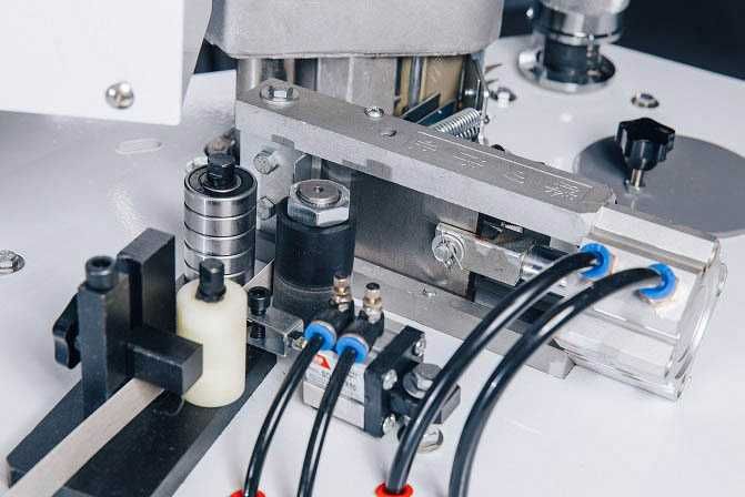 Кромкооблицовочный станок Filato PRIDE