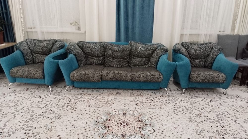 Диван для гостиной