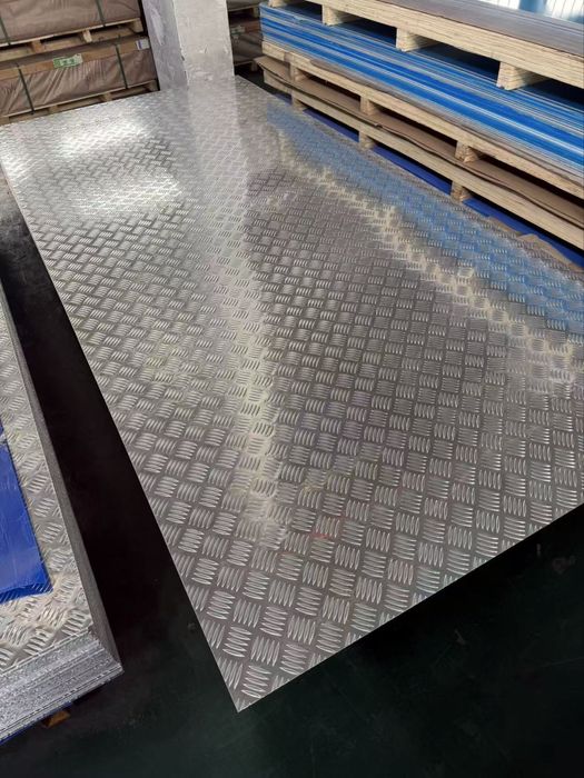 Рифленый Алюменевый лист