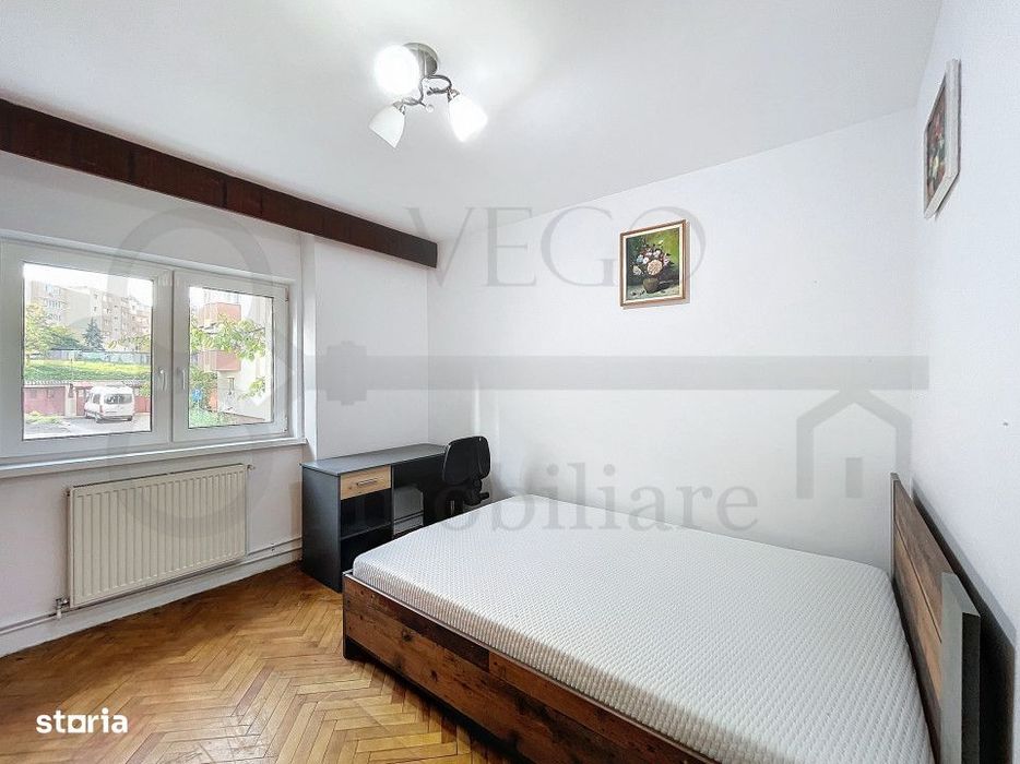 Apartament 3 camere decomandat, garaj, aproape de UMF, Piata Zorilor