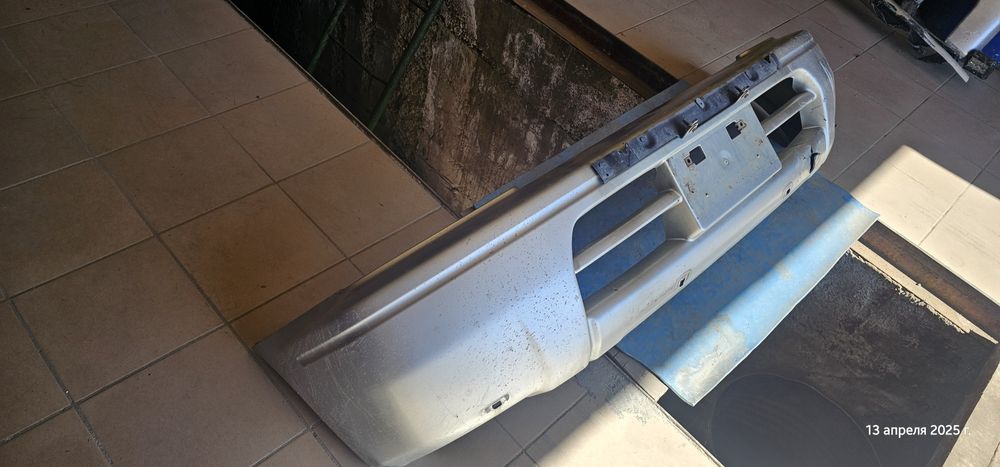 Продам бампер прадо 90 95