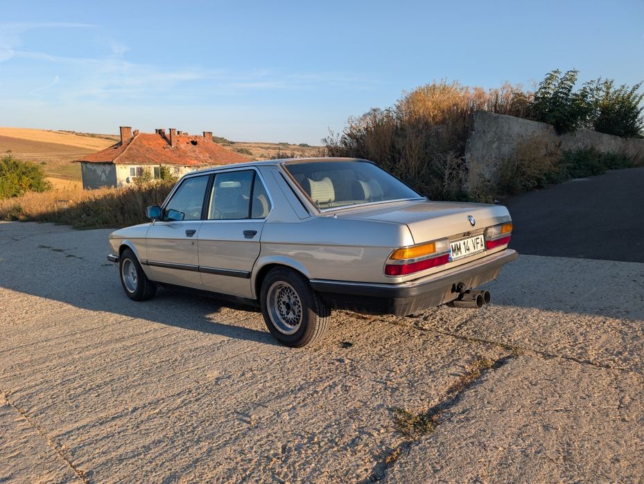 BMW Seria 5 1984 — imagine 4