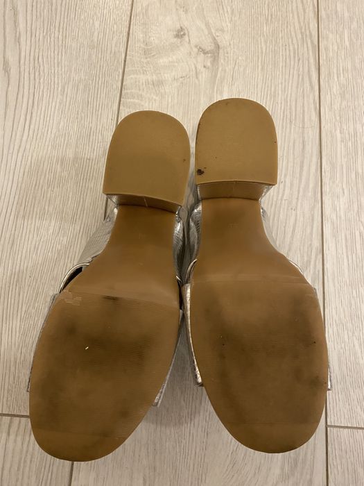 Дамски чехли в сребристо H&M