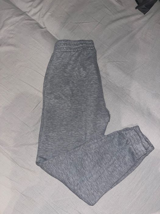 pantaloni trening barbati