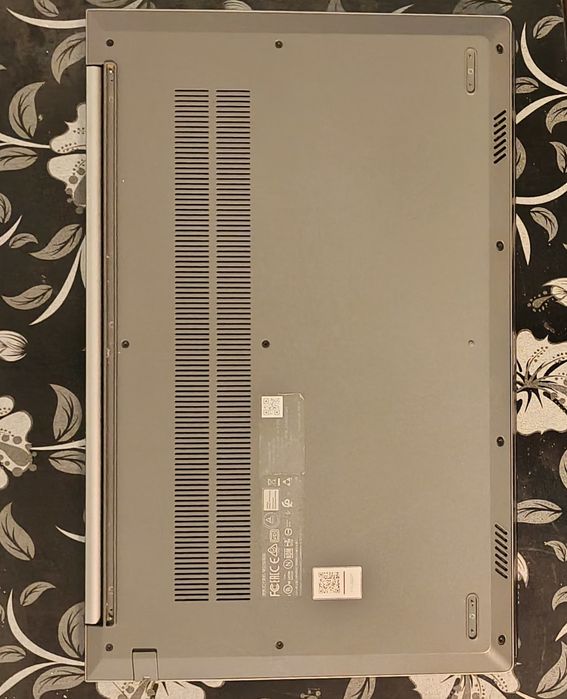 Lenovo noutbuk core i3