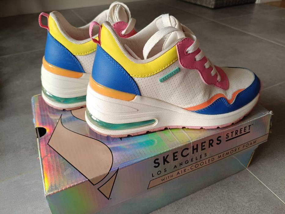 Кросовки женские Skechers 36