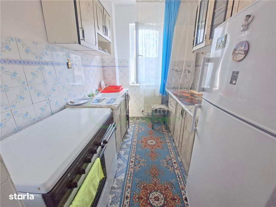 Apartament 3 camere, mobilat si utilat, zona Mioritei
