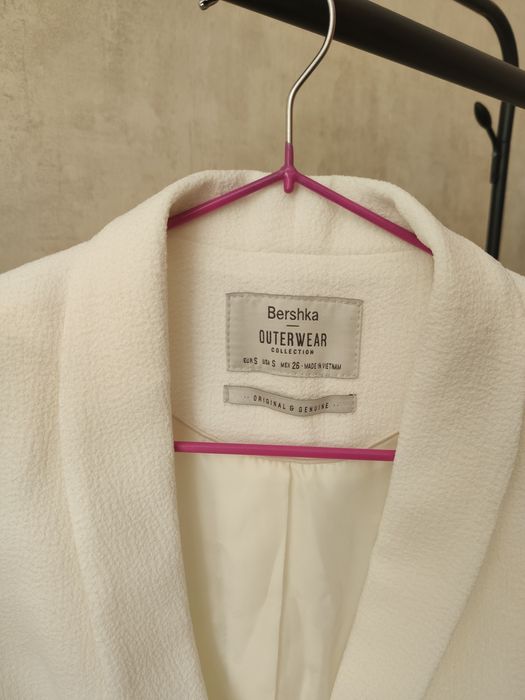 Пиджак женский Bershka