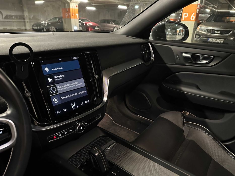 Volvo S60 B4 MHEV R-design 2020