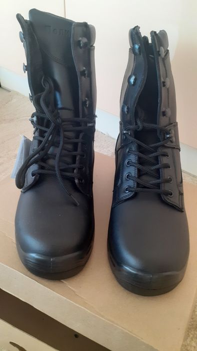 Продавам чисто нови зимни кубинки номер 43