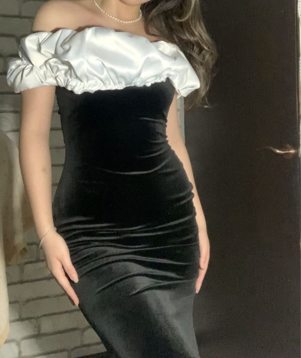 Вечернее черное платье