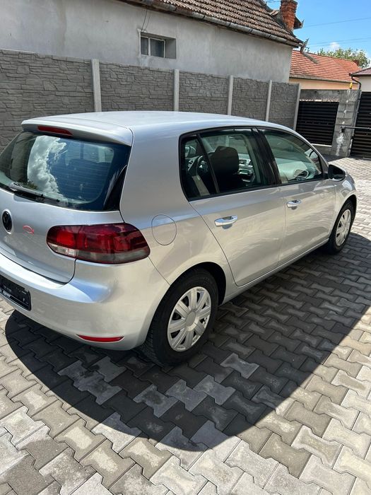 Vând Volkswagen golf 6 1.4 mpi