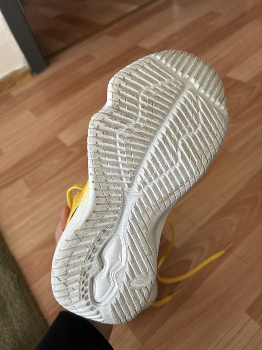 продам Асикс Asics.