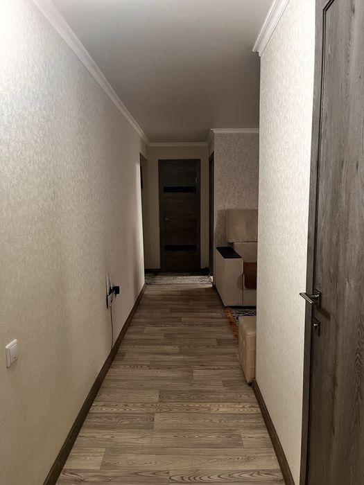 Продам квартиру 3 комнатную