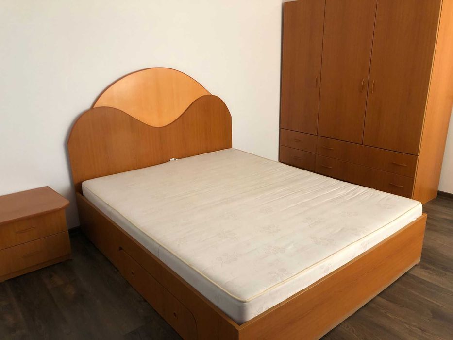 Inchiriere apartament la casa