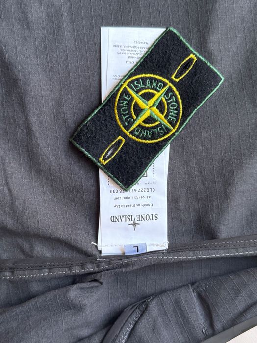 Stone island supreme