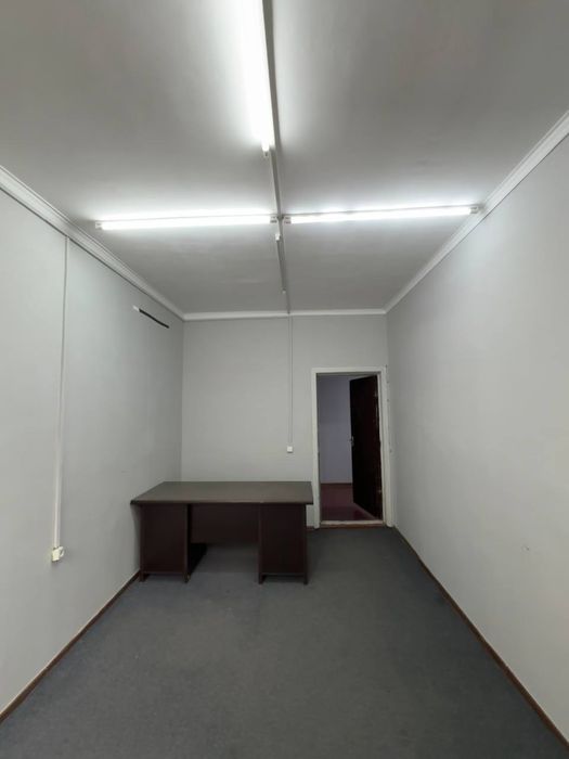 Аренда офис метро Мирзо Улугбек 1 этаж 15 и 17 кв м кондиционер Есть