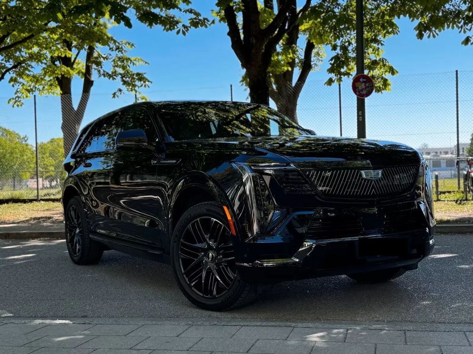 Cadillac Escalade Cadillac Escalade IQ Premium Sport 7 Locuri | 146.000 € netto