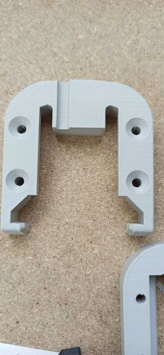 Държач за батерия/машина за  Milwaukee, Makita и други машини