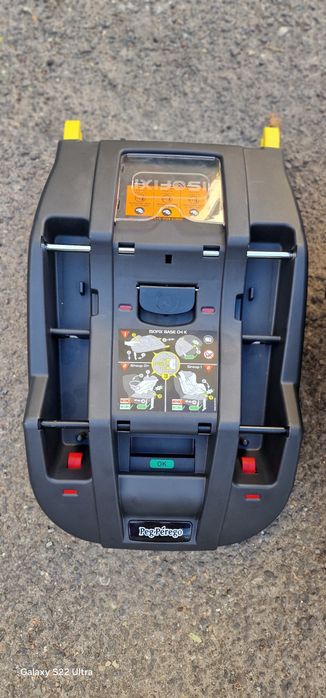 Peg Perego - Carut si Scoica cu isofix