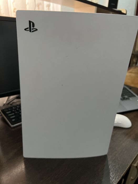 Playstation 5 почти новый