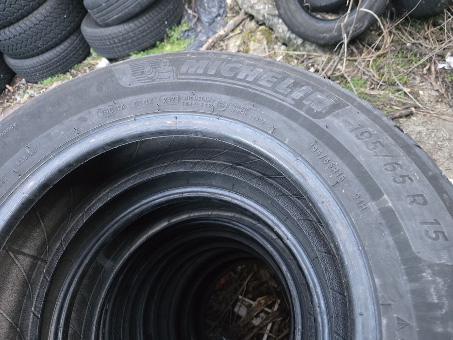 2бр. 195 65 15 Michelin летни..
