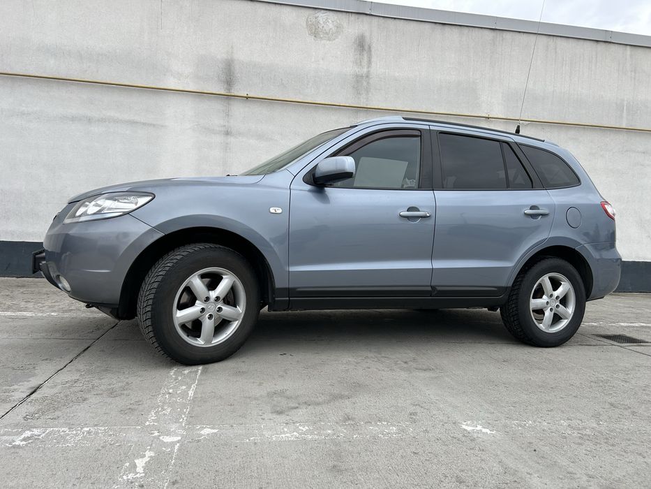 Vând Hyundai Santa Fe