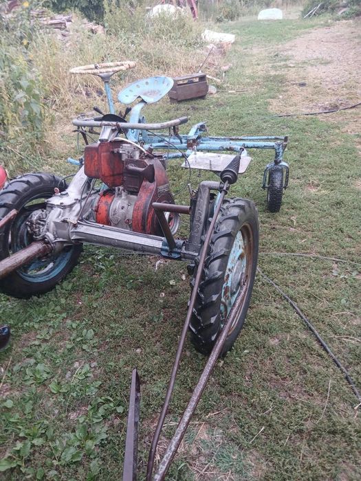 Cositoare disel cu volan și 4 roti