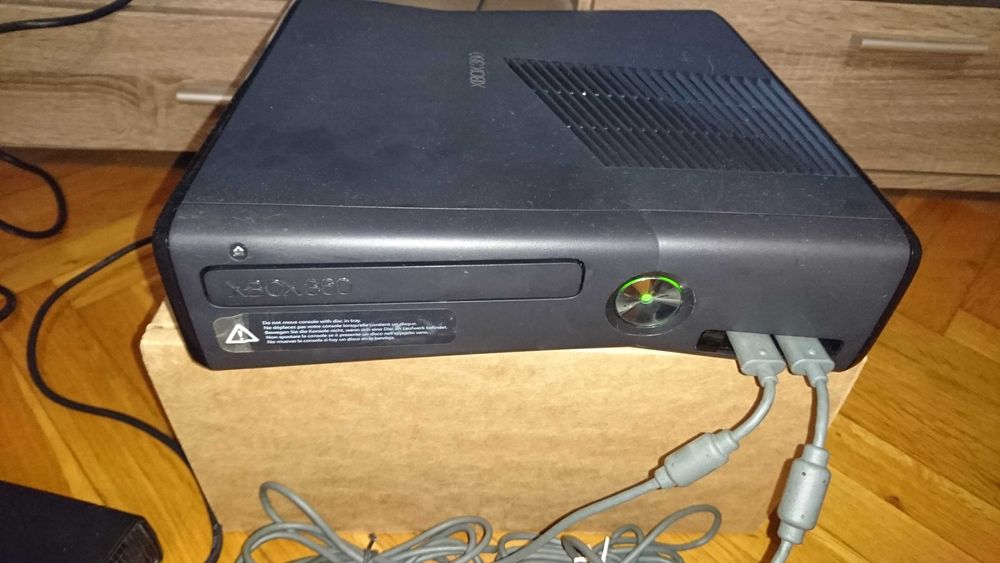Xbox 360 slim 250Gb
