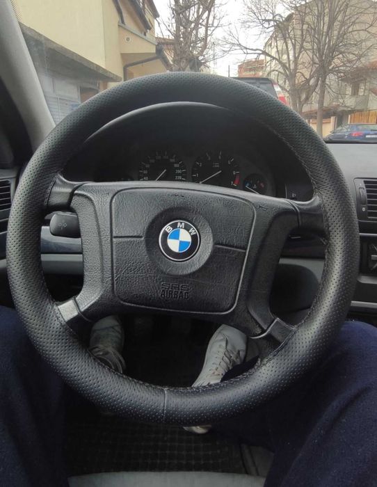 Обличане на волани с кожа- 20 евро