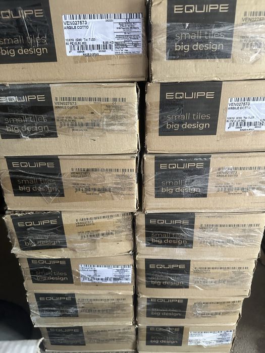 Продам плитку настенную